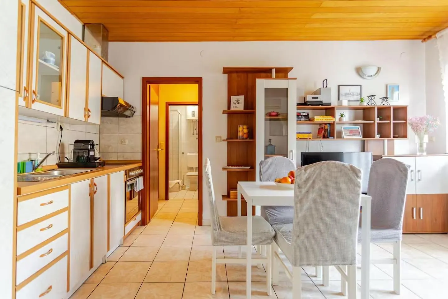 Misho Apartment With Terrace Split